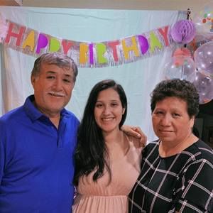 Meet your Posher, Nallely